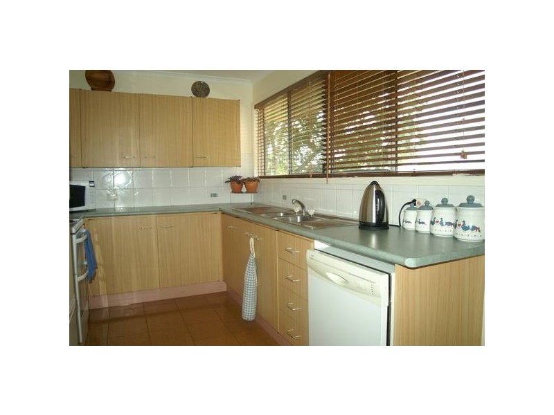 3 Beak Place, Biloela QLD 4715