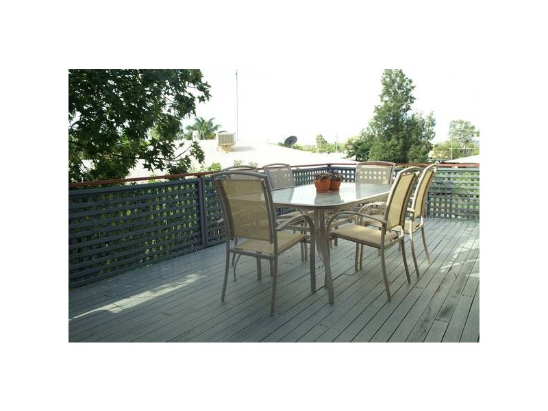 3 Beak Place, Biloela QLD 4715