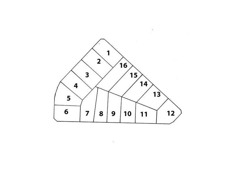 1 Wenck Street, Moura QLD 4718