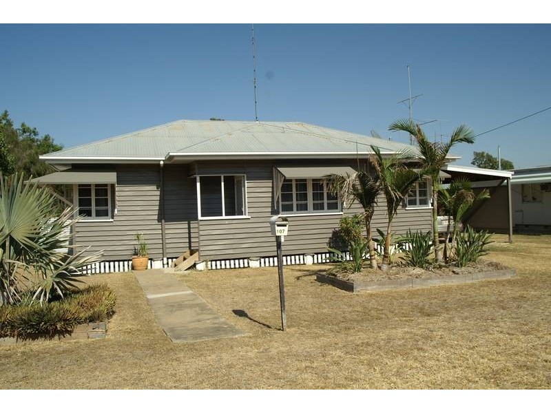 107 Grevillea Street, Biloela QLD 4715