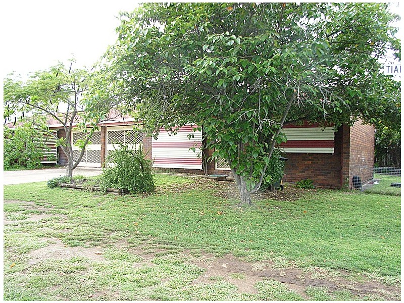 1/160 Kroombit Street, Biloela QLD 4715