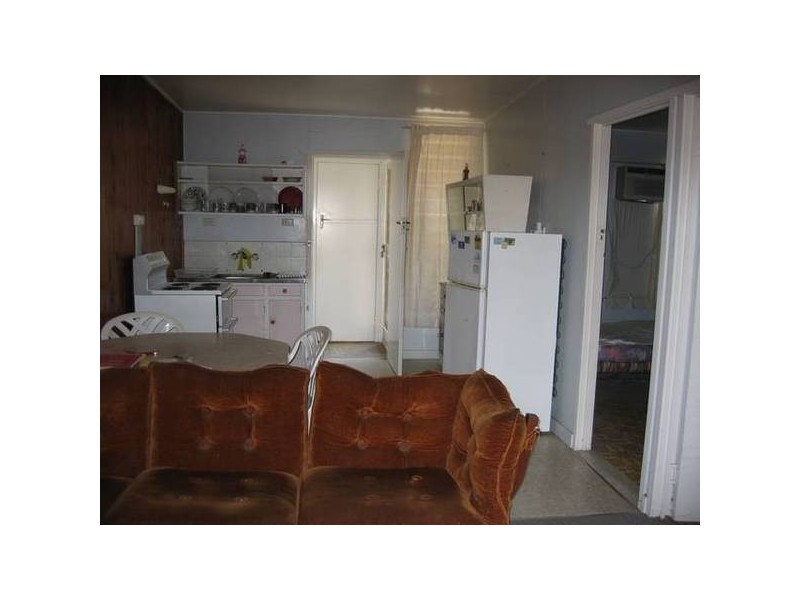 1/76 Dawson Highway, Moura QLD 4718