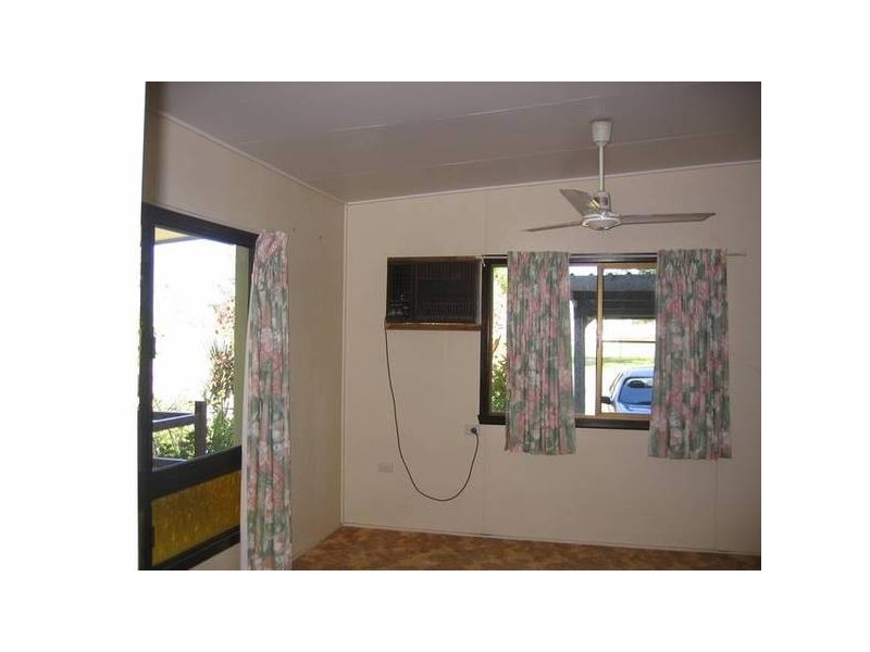 37 Mcarthur Street, Moura QLD 4718