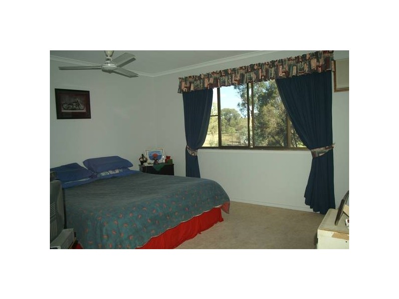 1 Alexandra Ave, Biloela QLD 4715