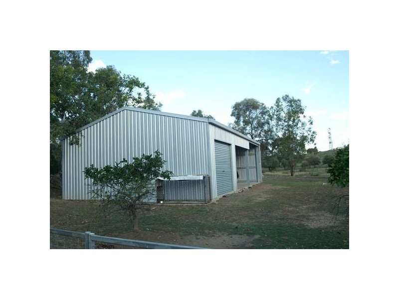1 Alexandra Ave, Biloela QLD 4715