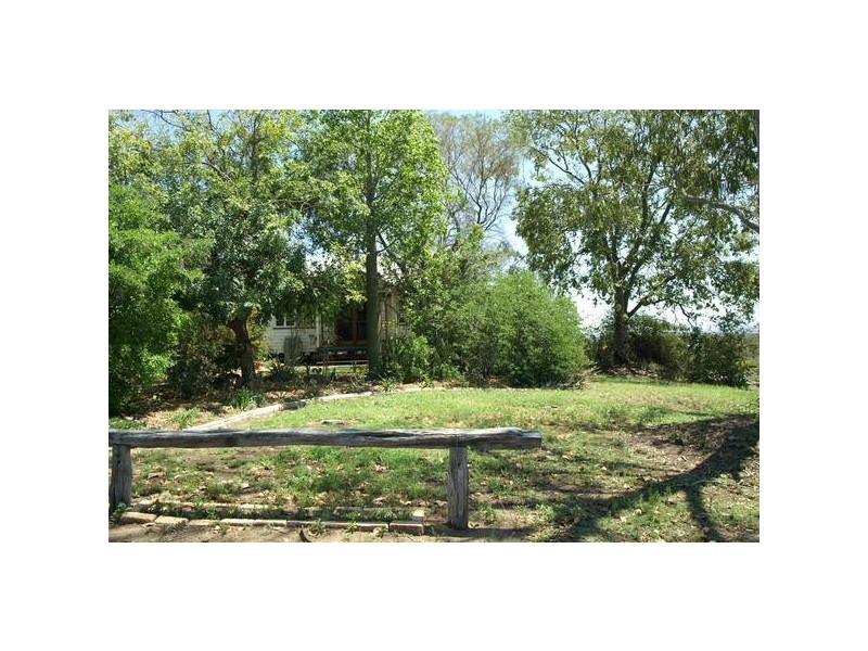 28 Paroz Cres, Biloela QLD 4715