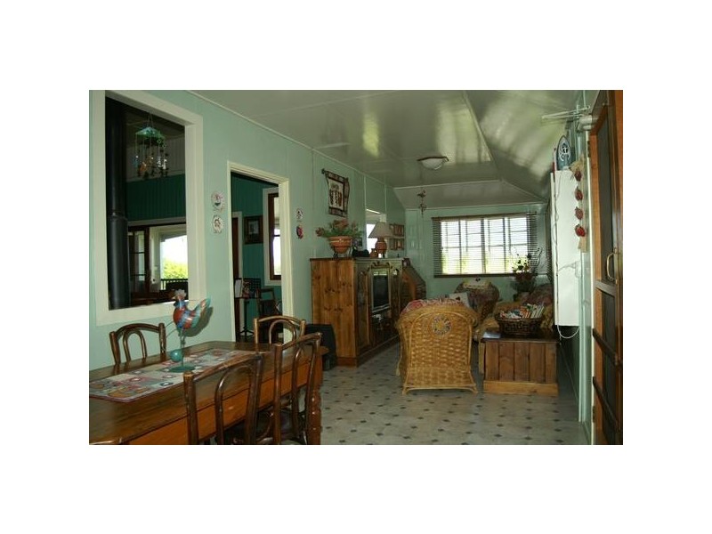 28 Paroz Cres, Biloela QLD 4715