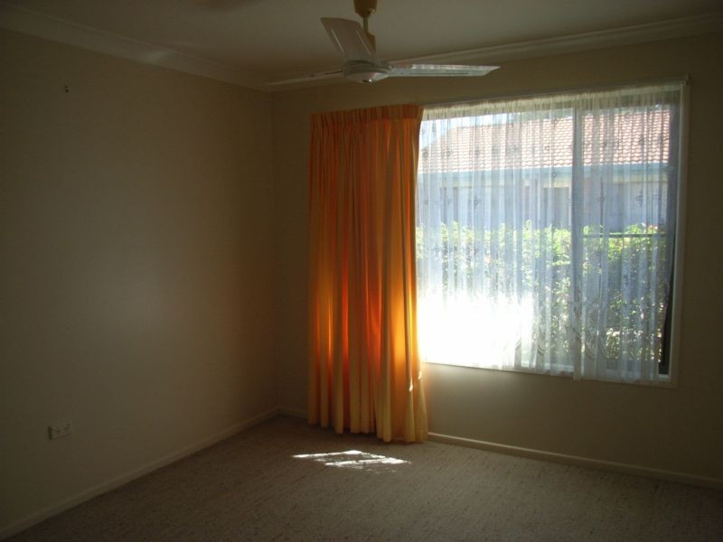 2/65 Bell Street, Biloela QLD 4715