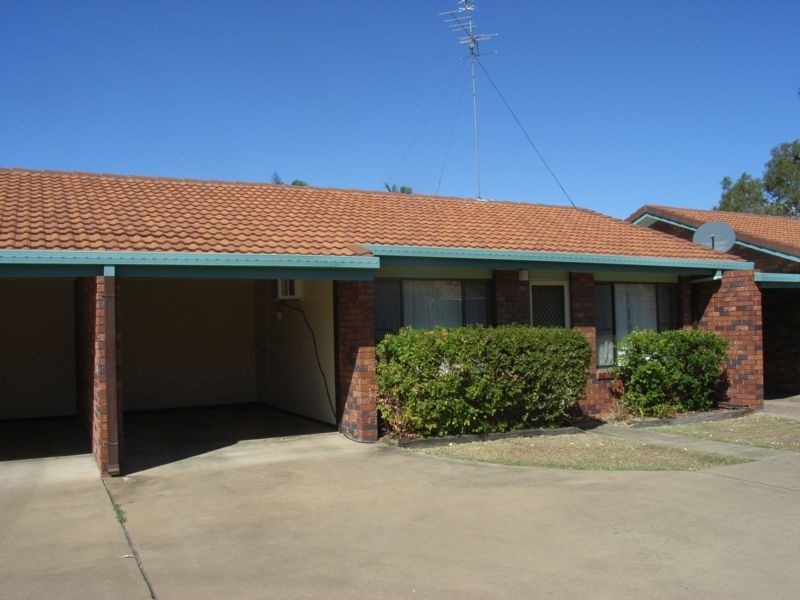 2/65 Bell Street, Biloela QLD 4715