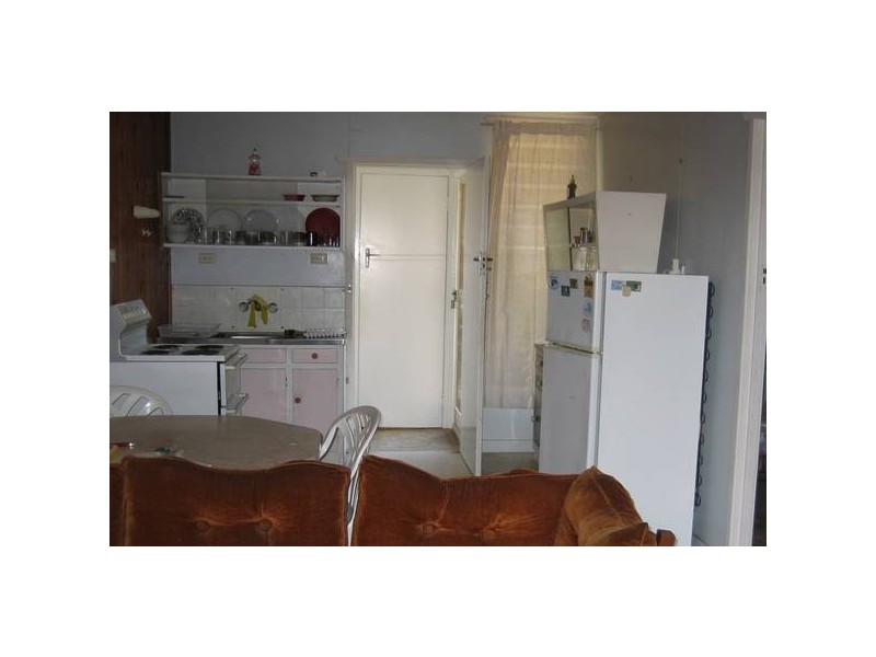 76 Dawson Hwy, Moura QLD 4718