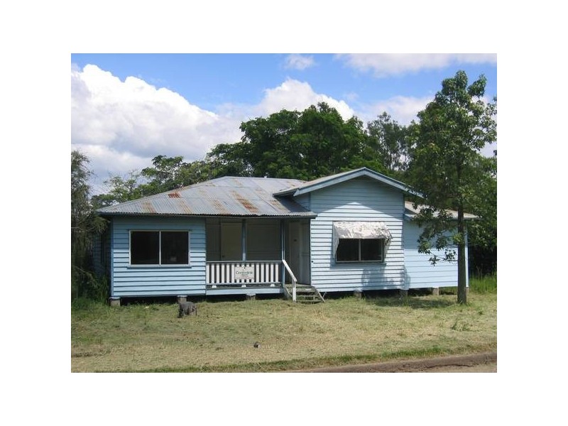 98 The Boulevard, Theodore QLD 4719