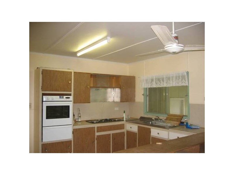 123 Leichhardt Hwy, Theodore QLD 4719