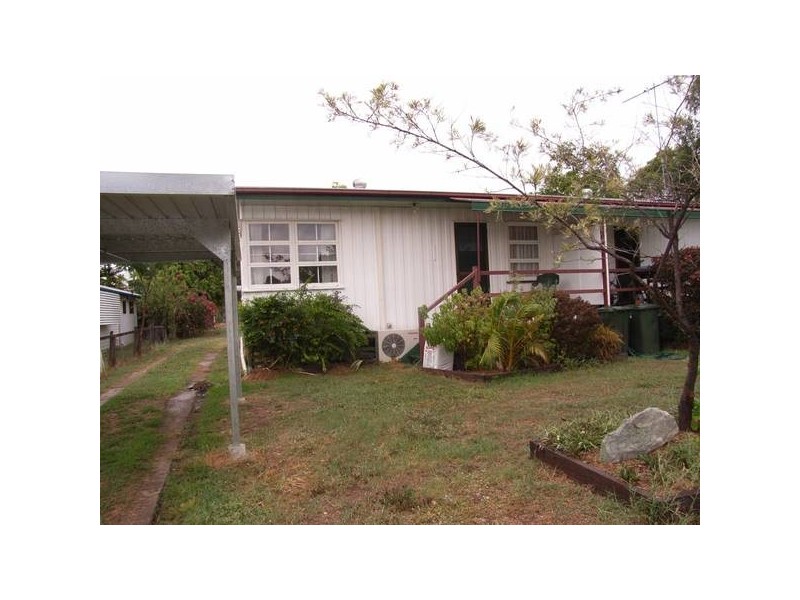 1/3 Bell, Biloela QLD 4715