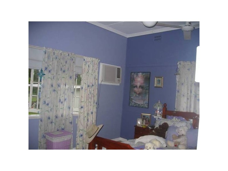 12-14 The Boulevard, Theodore QLD 4719