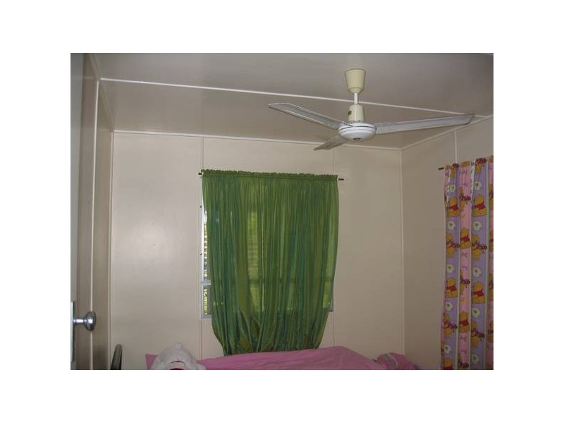 3 Hewitt Street, Moura QLD 4718