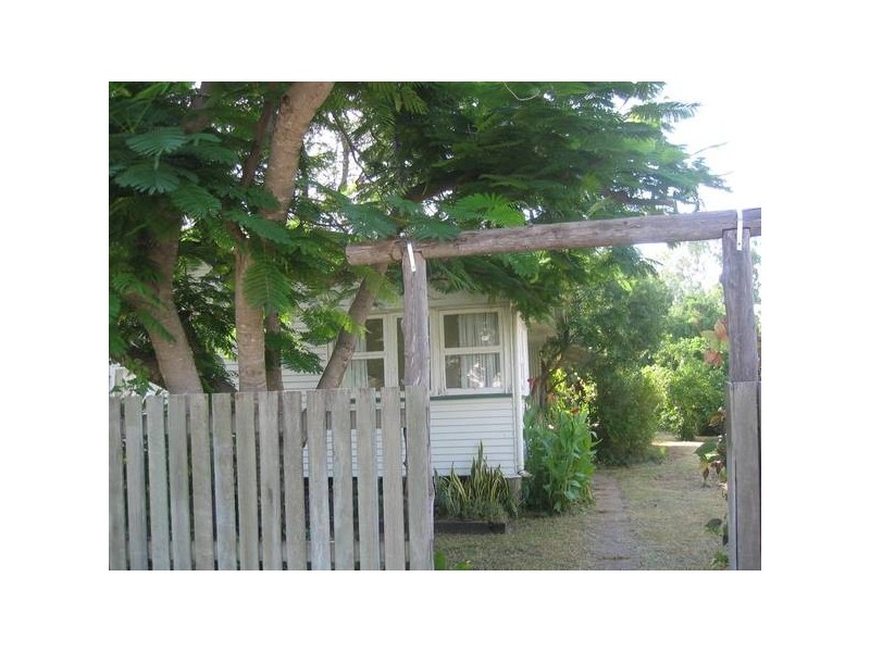 16 Castle Street, Theodore QLD 4719