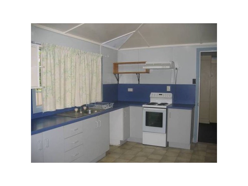 20 Eleventh Avenue, Theodore QLD 4719