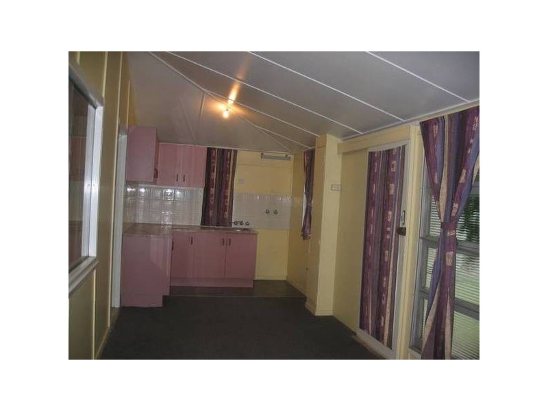 20 Eleventh Avenue, Theodore QLD 4719