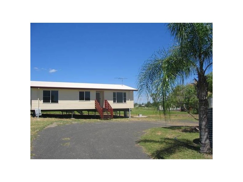 28 Bowen Street, Banana QLD 4702