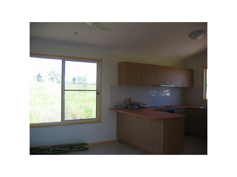 28 Bowen Street, Banana QLD 4702