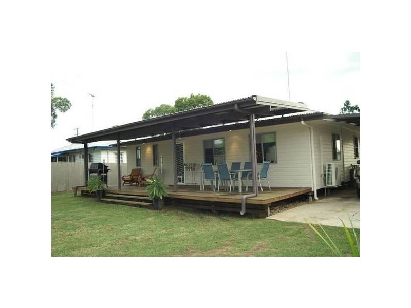 84 Bell Street, Biloela QLD 4715