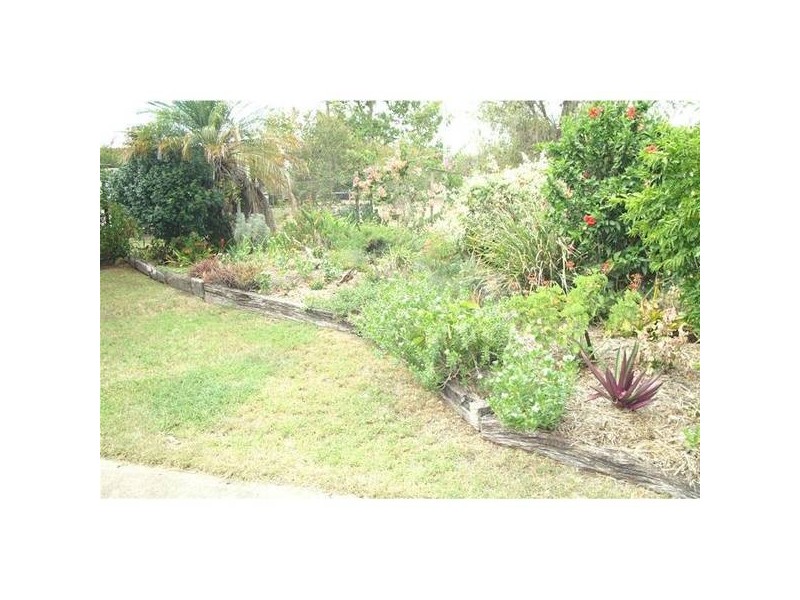 16 Kroombit Street, Biloela QLD 4715
