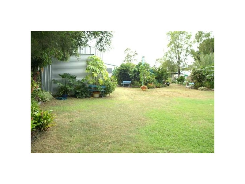 16 Kroombit Street, Biloela QLD 4715