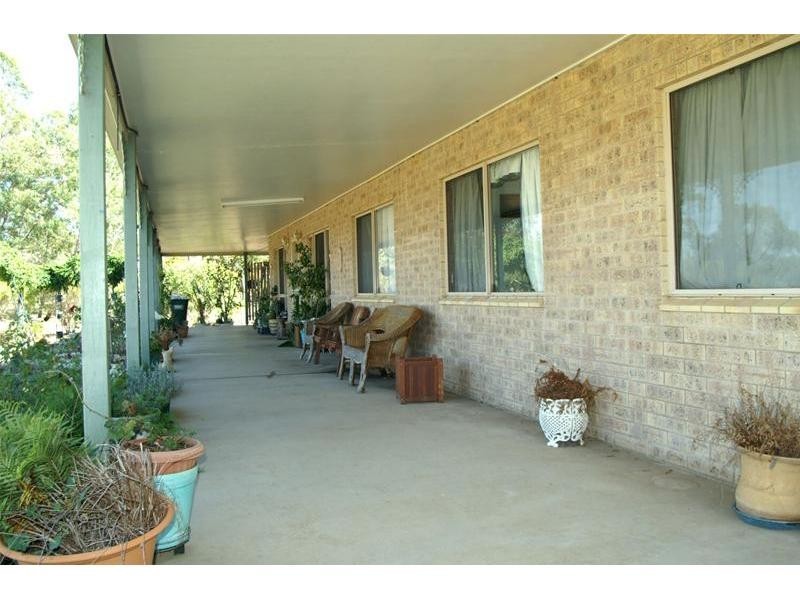 18 Blanches Road, Thangool QLD 4716