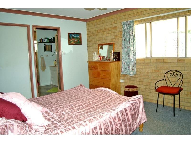 18 Blanches Road, Thangool QLD 4716