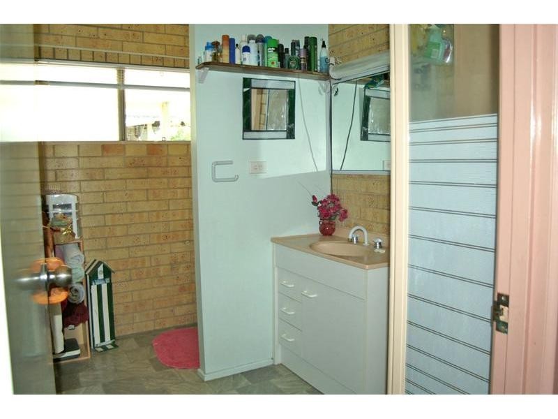 18 Blanches Road, Thangool QLD 4716