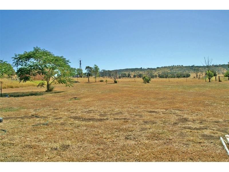 18 Blanches Road, Thangool QLD 4716