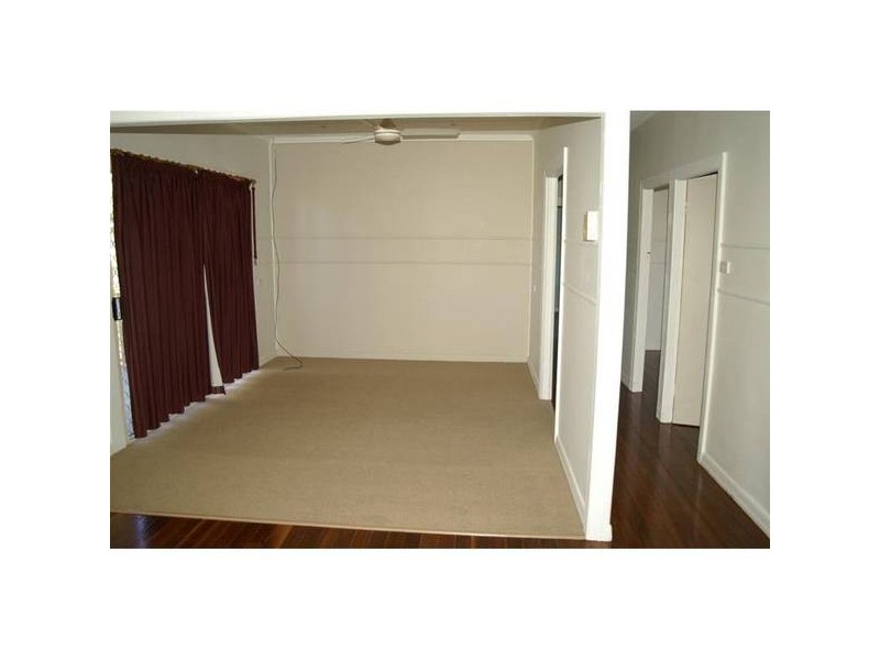 30 Rainbow Street, Biloela QLD 4715