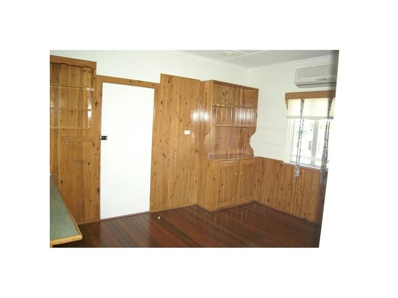 30 Rainbow Street, Biloela QLD 4715