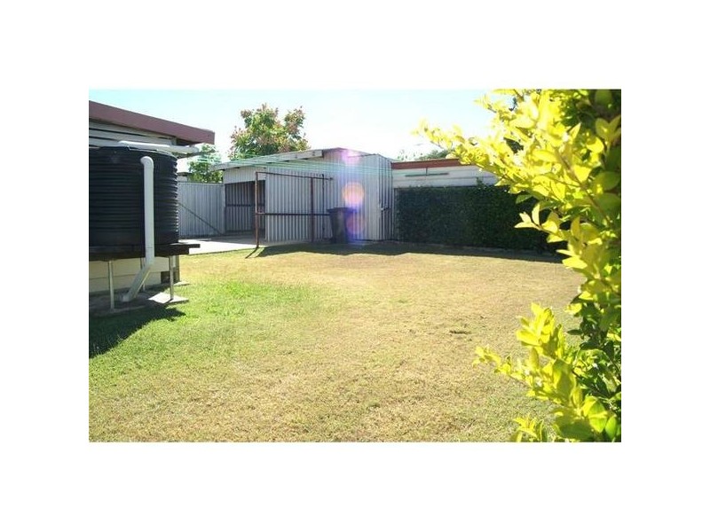 30 Rainbow Street, Biloela QLD 4715