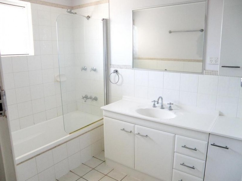 3 Oakey Street, Biloela QLD 4715