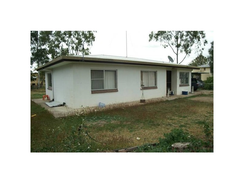 19 Stanley Street, Biloela QLD 4715