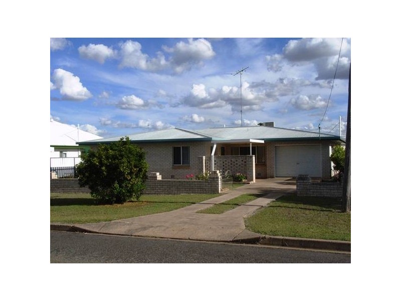 15 Kroombit Street, Biloela QLD 4715