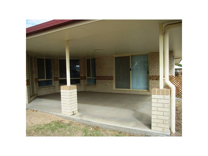 2 Michael Drive, Biloela QLD 4715