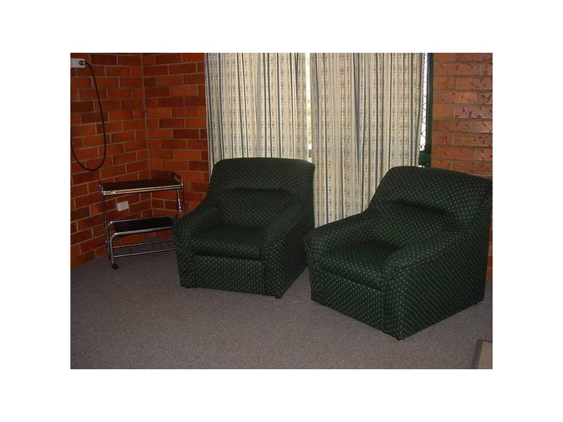 1 & 2/132 Kariboe Street, Biloela QLD 4715