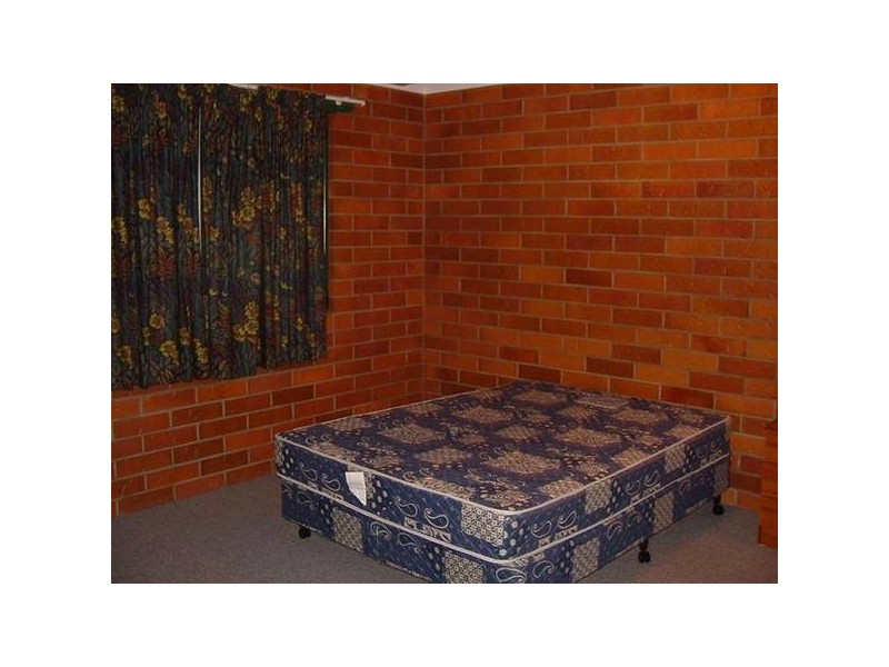 1 & 2/132 Kariboe Street, Biloela QLD 4715