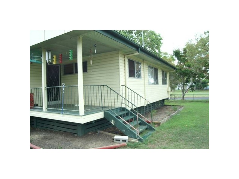 21 Castle Street, Biloela QLD 4715