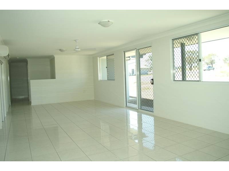 7 Valley View Drive, Biloela QLD 4715