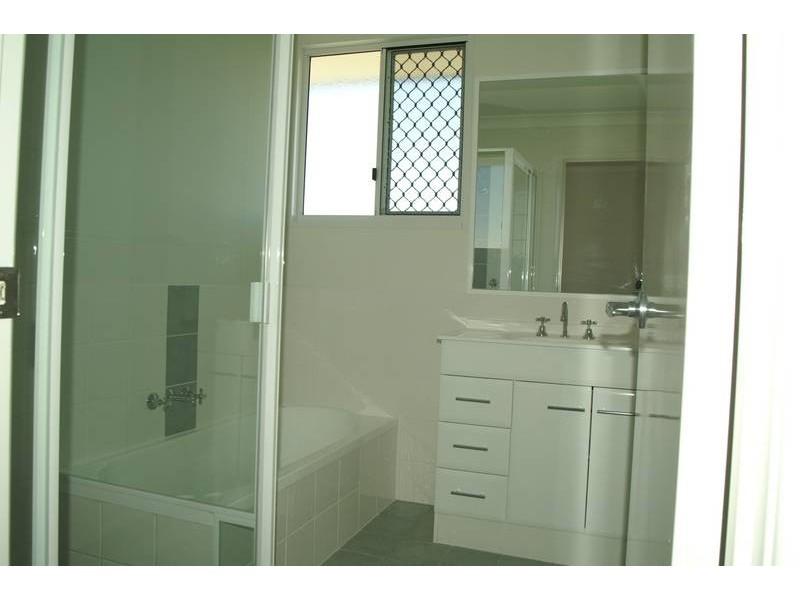 7 Valley View Drive, Biloela QLD 4715