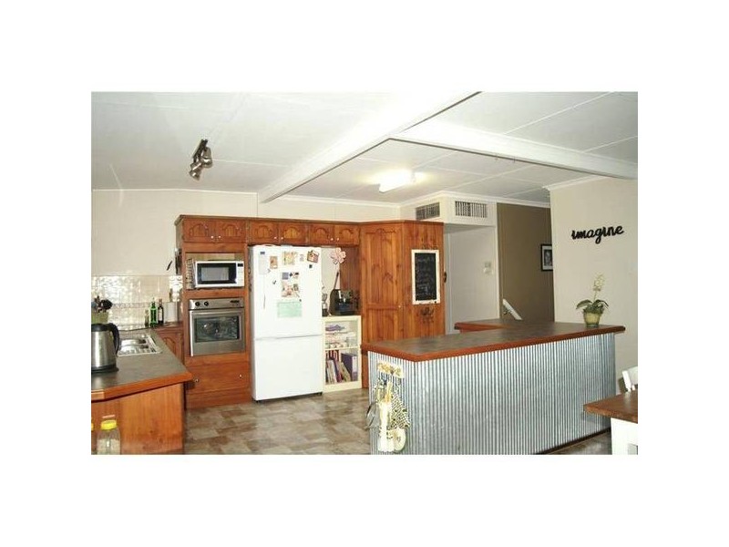 31 Leslie Street, Thangool QLD 4716