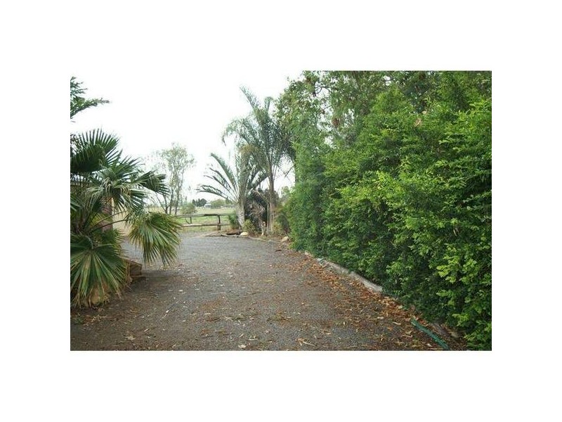 31 Leslie Street, Thangool QLD 4716