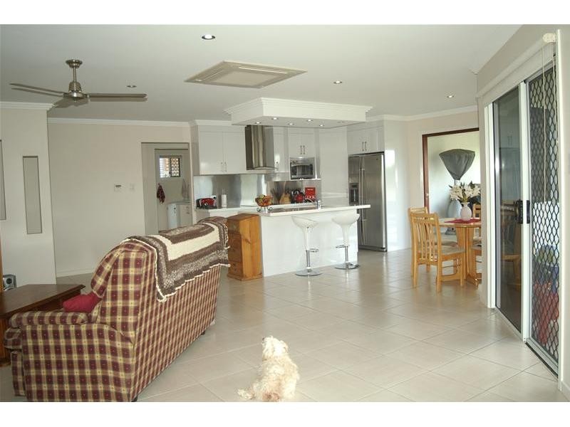 25 Michael Drive, Biloela QLD 4715