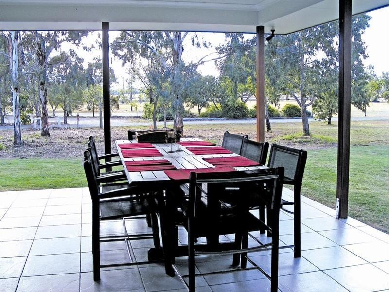 25 Michael Drive, Biloela QLD 4715