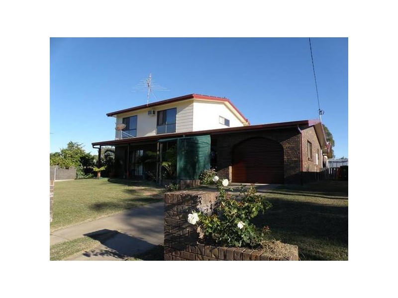 17 Clarke Drive, Biloela QLD 4715