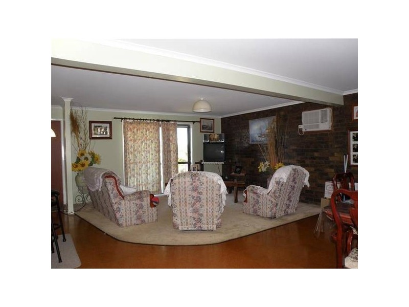17 Clarke Drive, Biloela QLD 4715