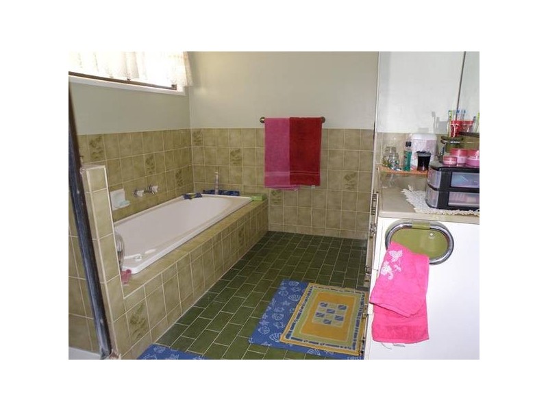 17 Clarke Drive, Biloela QLD 4715